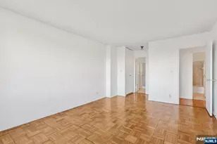 2100 Linwood Ave 2G, Fort Lee, NJ 07024 - Photo 18