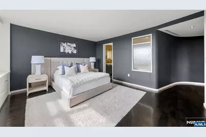 2200 N Central Road 12F #12F, Fort Lee, NJ 07024 - Photo 14
