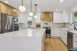 135 Sherman Ave, Teaneck Township, NJ 07666 - Photo 14