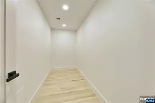 135 Sherman Ave, Teaneck Township, NJ 07666 - Photo 32