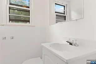 11 Loyola Pl, Oakland, NJ 07436 - Photo 30