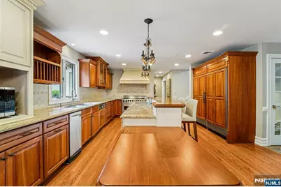 840 Stonewall Court, Franklin Lakes, NJ 07417 - Photo 8