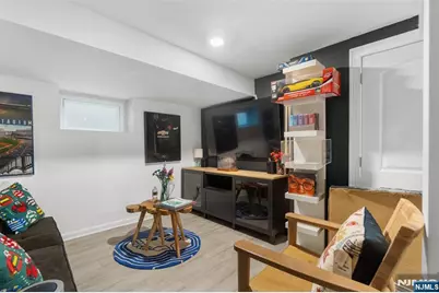 122 4th Avenue, East Orange, NJ 07017 - Photo 30