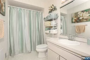 609 Glasmere Road 609, Mahwah, NJ 07430 - Photo 30