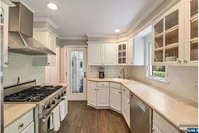 155 Main Street, Glen Rock, NJ 07452 - Photo 14