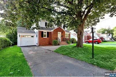136 Elm Street, Cresskill, NJ 07626 - Photo 2