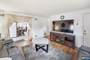 14 James Ct, Lodi, NJ 07644 - Photo 4