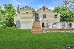 40 Kingsland Rd, West Milford, NJ 07421 - Photo 2