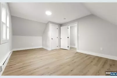 104 Hollywood Avenue, East Orange, NJ 07018 - Photo 26