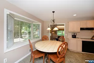 122 Balsam Rd, Wayne, NJ 07470 - Photo 6