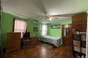 135 Rockwood Pl, Englewood, NJ 07631 - Photo 10