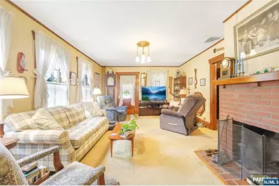 288 Washington Avenue, Hillsdale, NJ 07642 - Photo 8