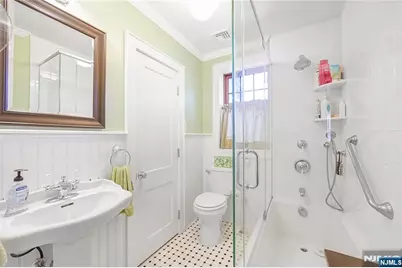 288 Washington Avenue, Hillsdale, NJ 07642 - Photo 16