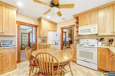 288 Washington Avenue, Hillsdale, NJ 07642 - Photo 12