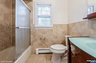 275 Taft Ct, Paramus, NJ 07652 - Photo 32