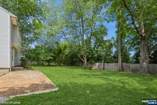 275 Taft Ct, Paramus, NJ 07652 - Photo 6