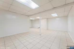 275 Taft Ct, Paramus, NJ 07652 - Photo 30