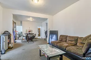 44 Stuyvesant Ave., Newark, NJ 07106 - Photo 12