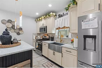 30-32 Union Avenue, Paterson, NJ 07502 - Photo 6