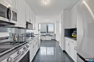 1600 Parker Ave 20-21C, Fort Lee, NJ 07024 - Photo 14