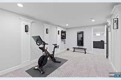 214 Zabriskie Place, River Edge, NJ 07661 - Photo 20