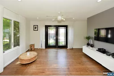 770 Hartwell Street, Teaneck Township, NJ 07666 - Photo 4