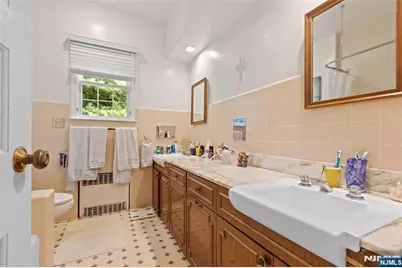 223 Terrace Road, Franklin Lakes, NJ 07417 - Photo 20