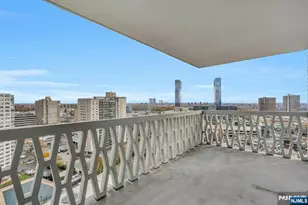 2000 Linwood Ave 21S, Fort Lee, NJ 07024 - Photo 12