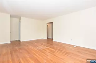 685 Mabie St, New Milford, NJ 07646 - Photo 4