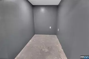 32 Dodd St, East Orange, NJ 07017 - Photo 14