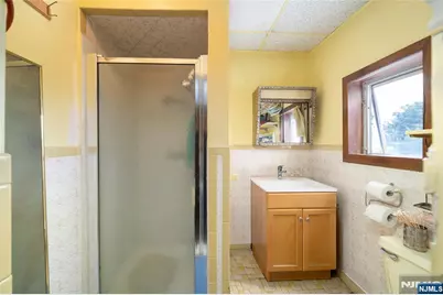 53 Crystal Street, North Arlington, NJ 07031 - Photo 20