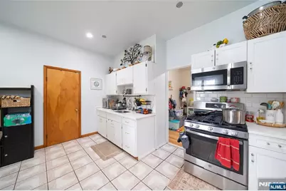 53 Crystal Street, North Arlington, NJ 07031 - Photo 10