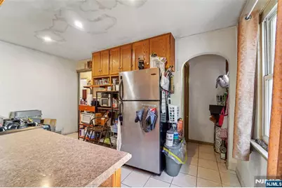 25 Clinton Park Drive, Bergenfield, NJ 07621 - Photo 6