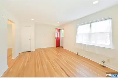 461 Heath Place 23 #23, Hackensack, NJ 07601 - Photo 2