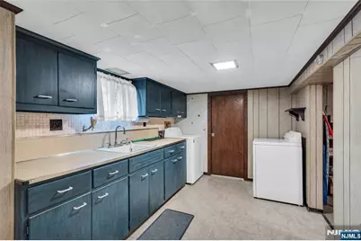 190 Conover Avenue, Nutley, NJ 07110 - Photo 12