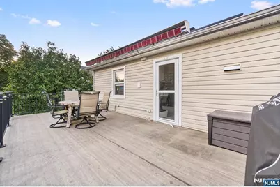 195 Park Street, Ridgefield Park, NJ 07660 - Photo 38