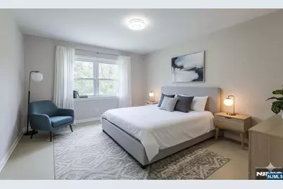 19-15 Hunter Place, Fair Lawn, NJ 07410 - Photo 12