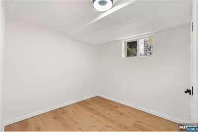 666 Tremont Court, Orange, NJ 07050 - Photo 30