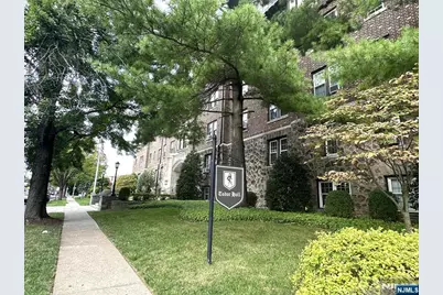 275 Engle Street J4 #J4, Englewood, NJ 07631 - Photo 2