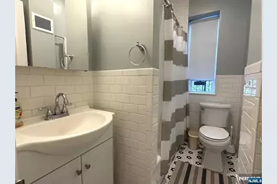 275 Engle Street J4 #J4, Englewood, NJ 07631 - Photo 12