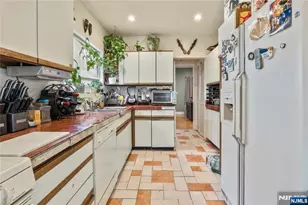 142 Slocum Ave, Englewood, NJ 07631 - Photo 18