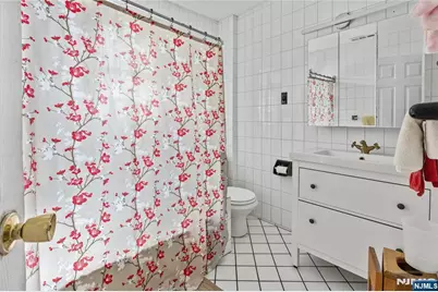 142 Slocum Avenue, Englewood, NJ 07631 - Photo 24