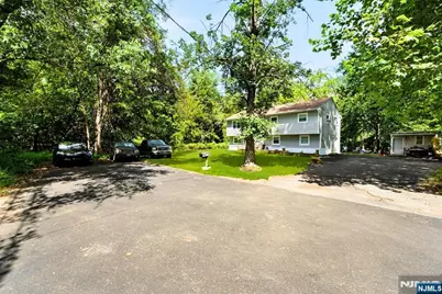 140 De Hart Street, Lincoln Park, NJ 07035 - Photo 4