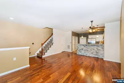10 Aster, Garfield, NJ 07026 - Photo 10