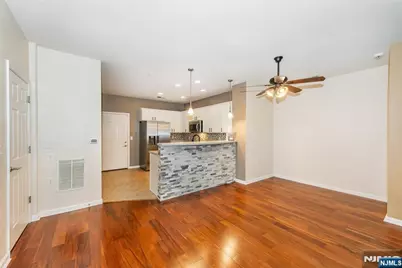 10 Aster, Garfield, NJ 07026 - Photo 6