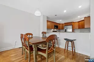 206 The Promenade 206, Edgewater, NJ 07020 - Photo 8