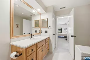 107 Suleski Ct, Mahwah, NJ 07430 - Photo 20