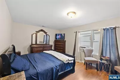 43 Crane Street, Newark, NJ 07104 - Photo 6