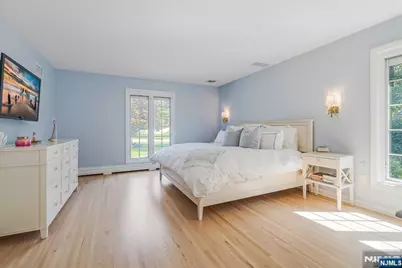 7 Lookout Point Trail, Totowa, NJ 07512 - Photo 18