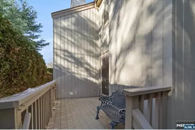 580 Laramie Lane, Mahwah, NJ 07430 - Photo 16